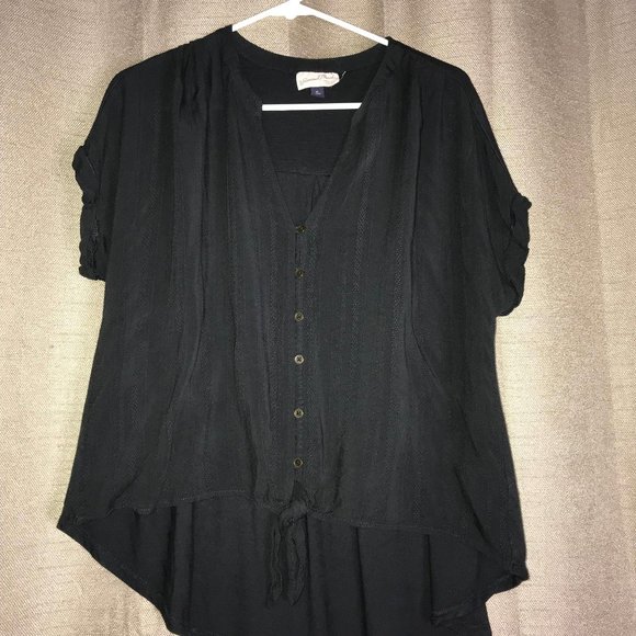 Universal Thread | Tops | Universal Thread Plus Size Front Knot Top ...